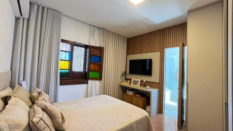 Casa, Alto Barroca, 5 Quartos, 2 Vagas, 2 Suítes