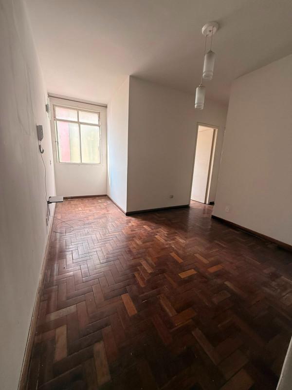 Apartamento, Centro, 2 Quartos, 0 Vaga