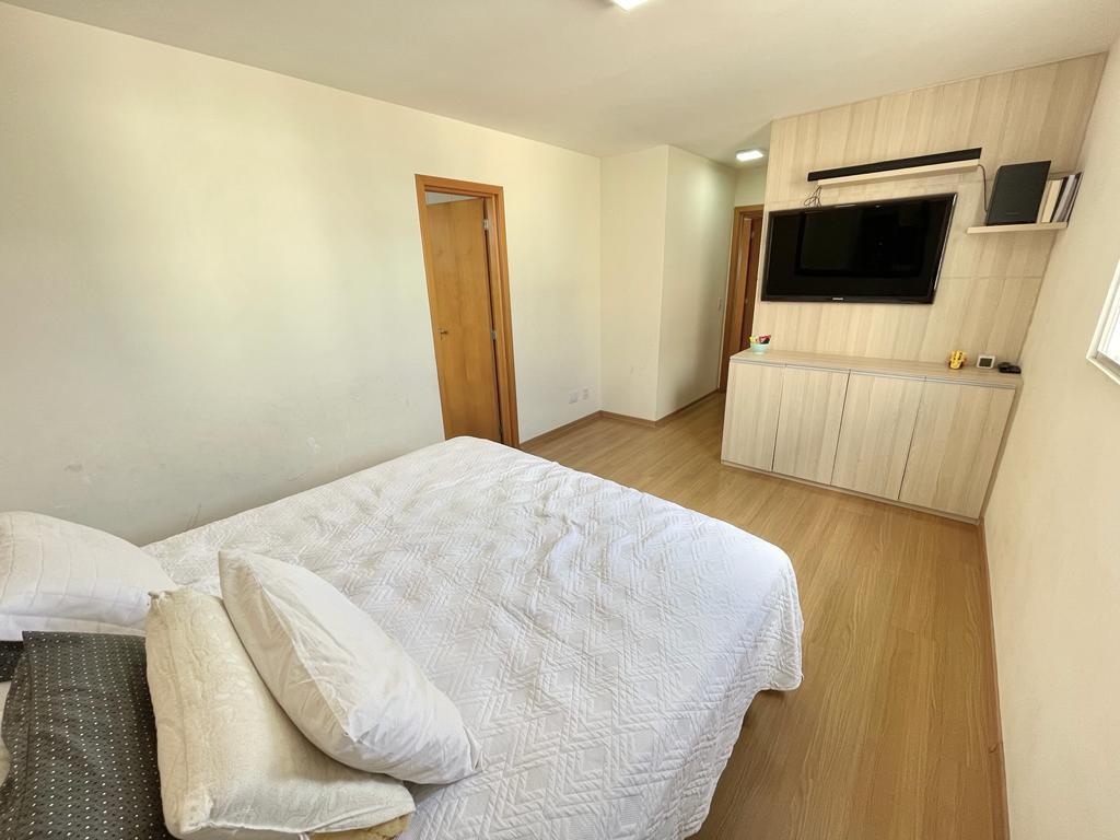 Cobertura, São José, 4 Quartos, 2 Vagas, 2 Suítes