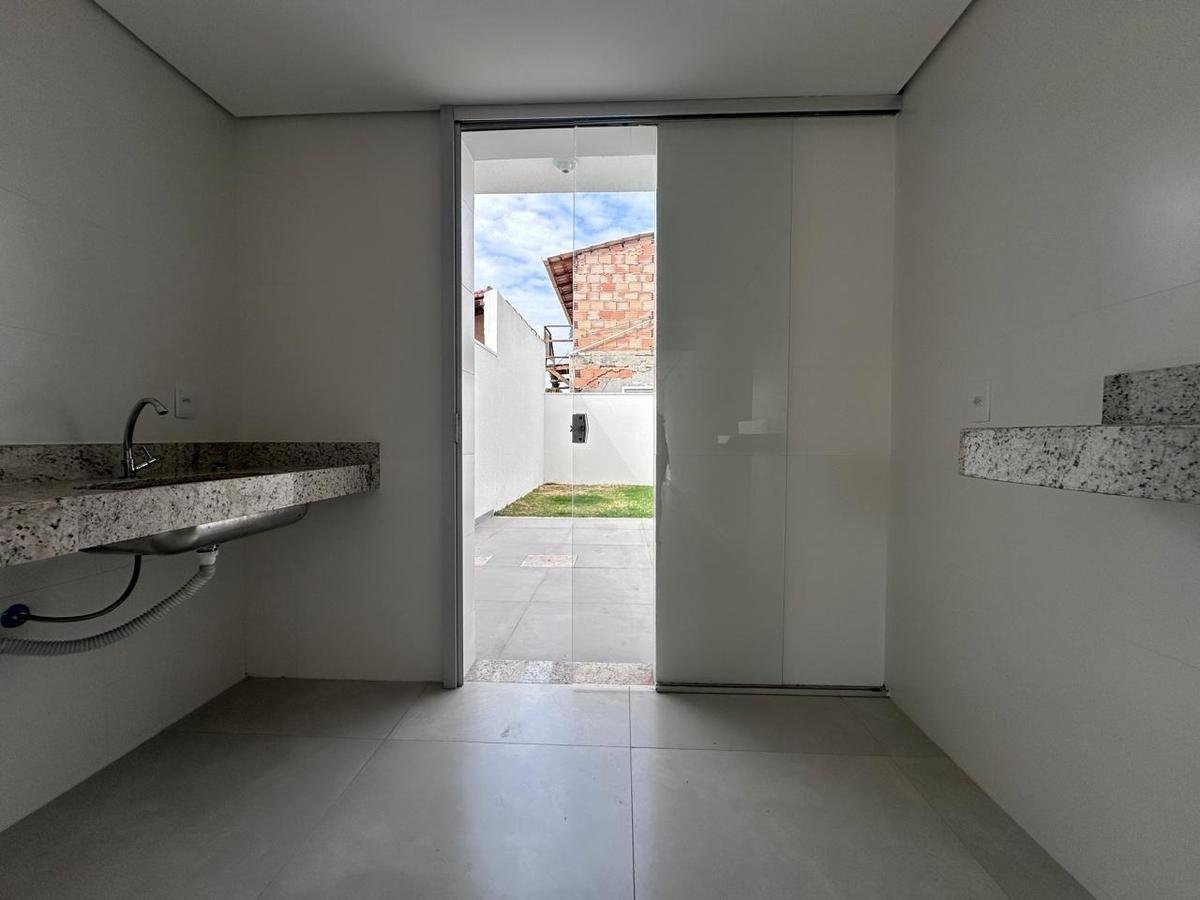 Casa, Jardim Leblon, 2 Quartos, 1 Vaga