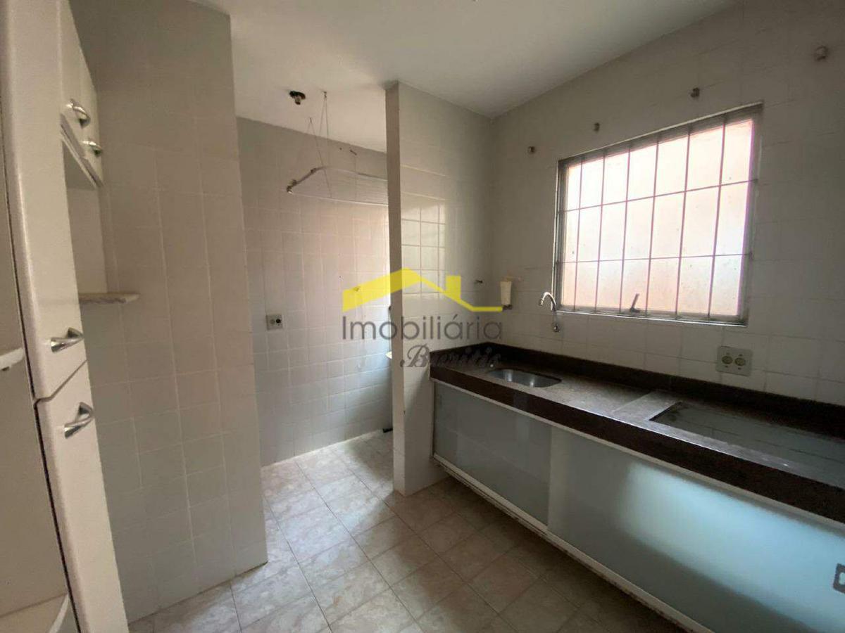 Apartamento, Estoril, 2 Quartos, 1 Vaga