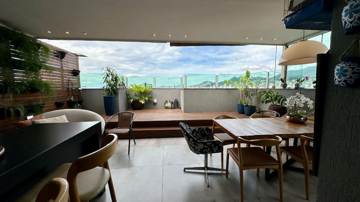 Cobertura, São Pedro, 4 Quartos, 4 Vagas, 1 Suíte