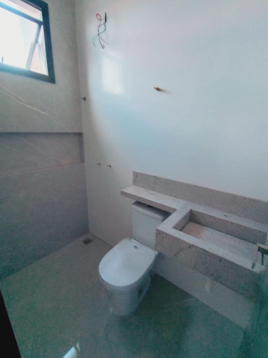 Casa, Planalto, 2 Quartos, 1 Vaga, 2 Suítes