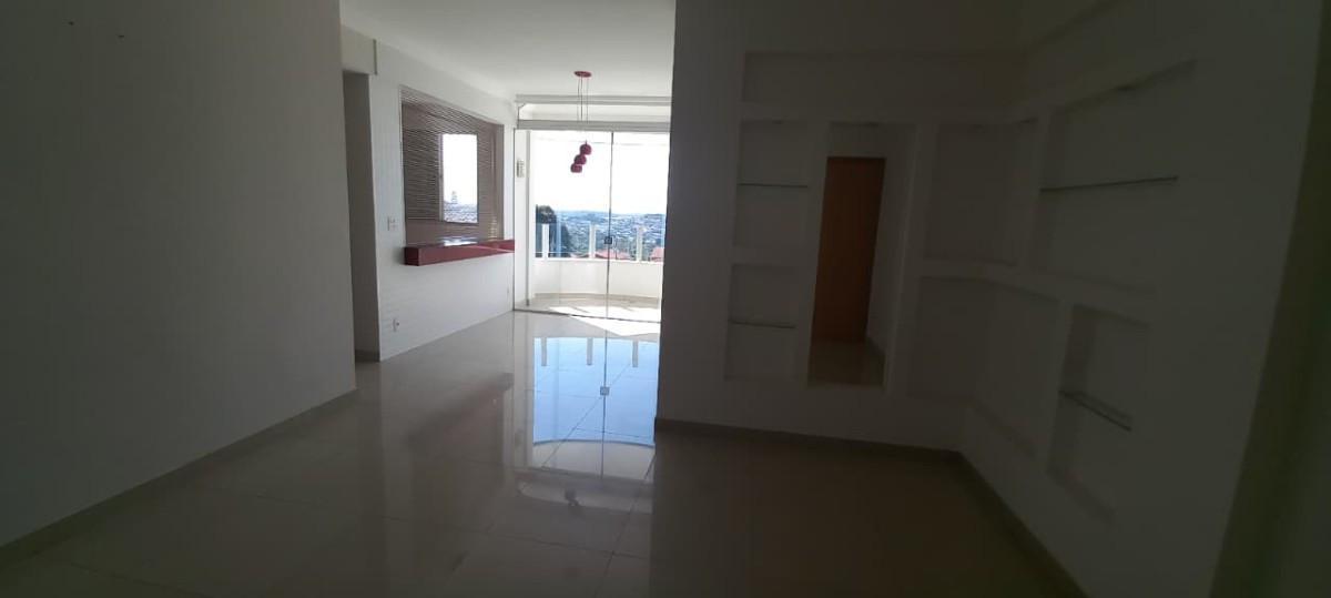 Apartamento, Caiçaras, 3 Quartos, 4 Vagas, 1 Suíte