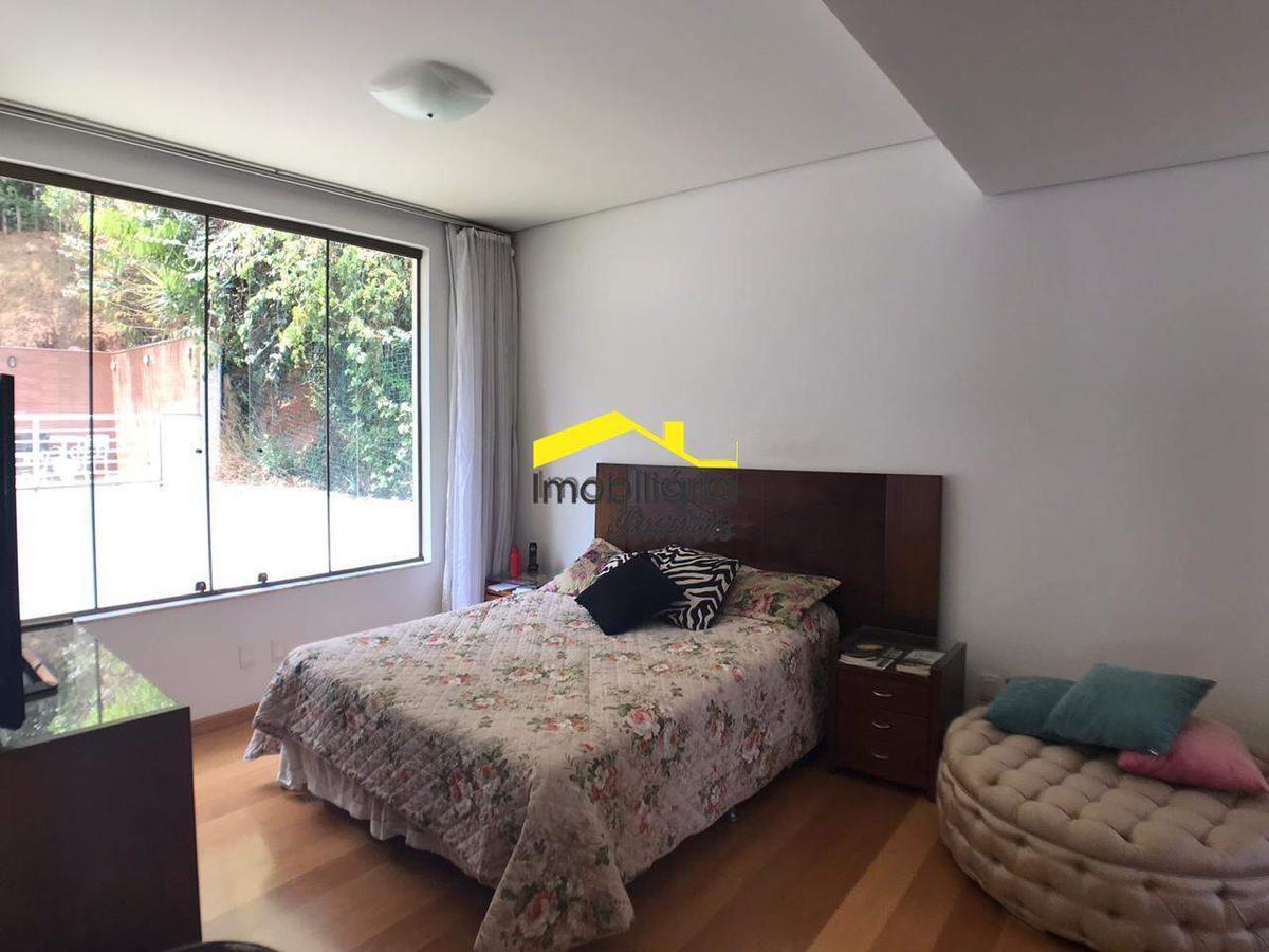 Casa, Buritis, 4 Quartos, 5 Vagas, 2 Suítes