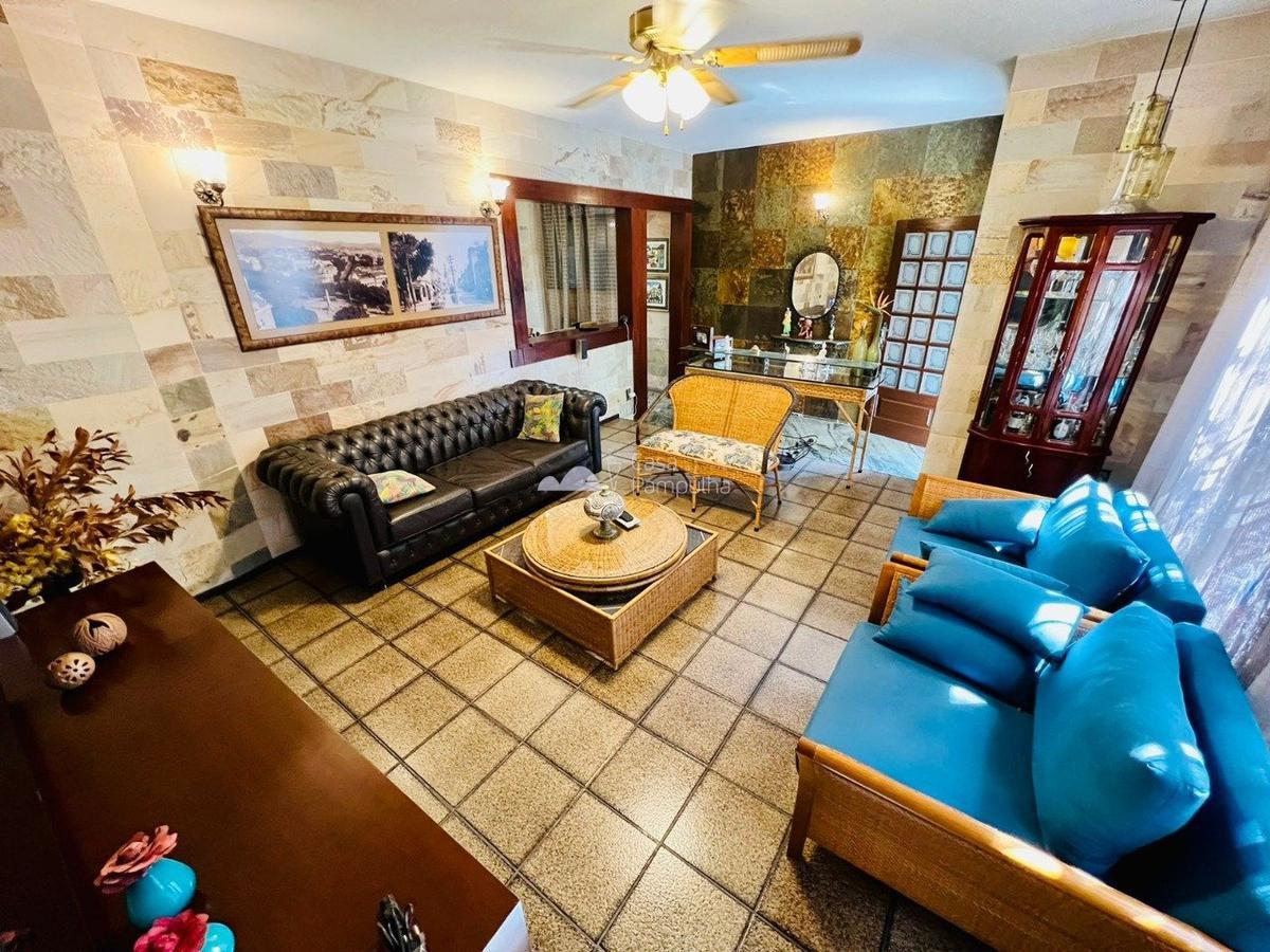 Casa, Itapoã, 4 Quartos, 3 Vagas, 1 Suíte