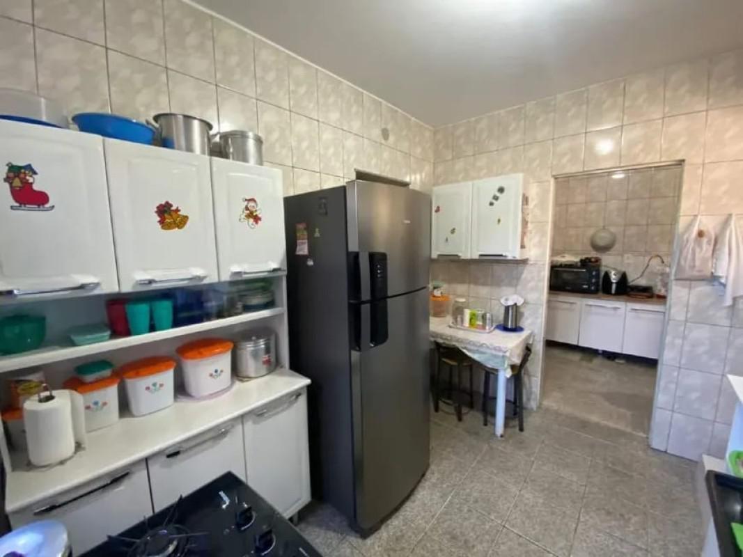 Casa, Teixeira Dias, 4 Quartos, 2 Vagas, 1 Suíte