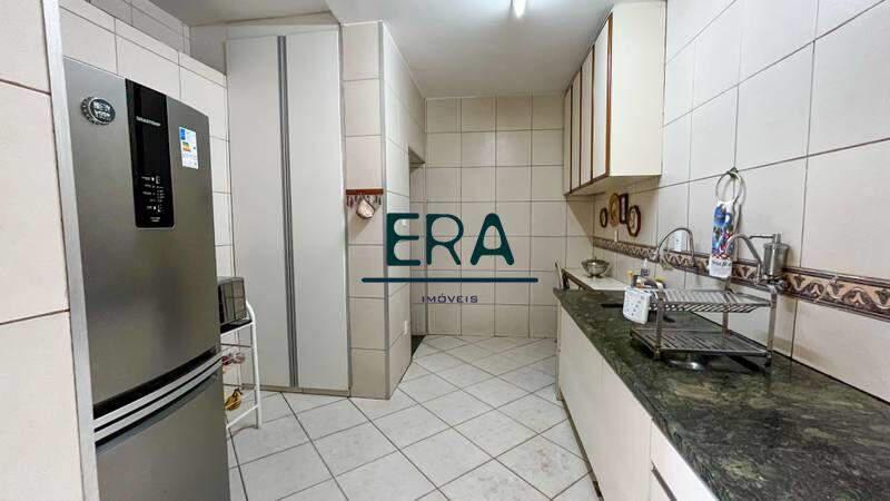 Casa, Serra, 4 Quartos, 2 Vagas, 2 Suítes