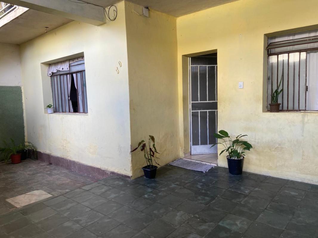 Casa, Industrial, 3 Quartos, 3 Vagas