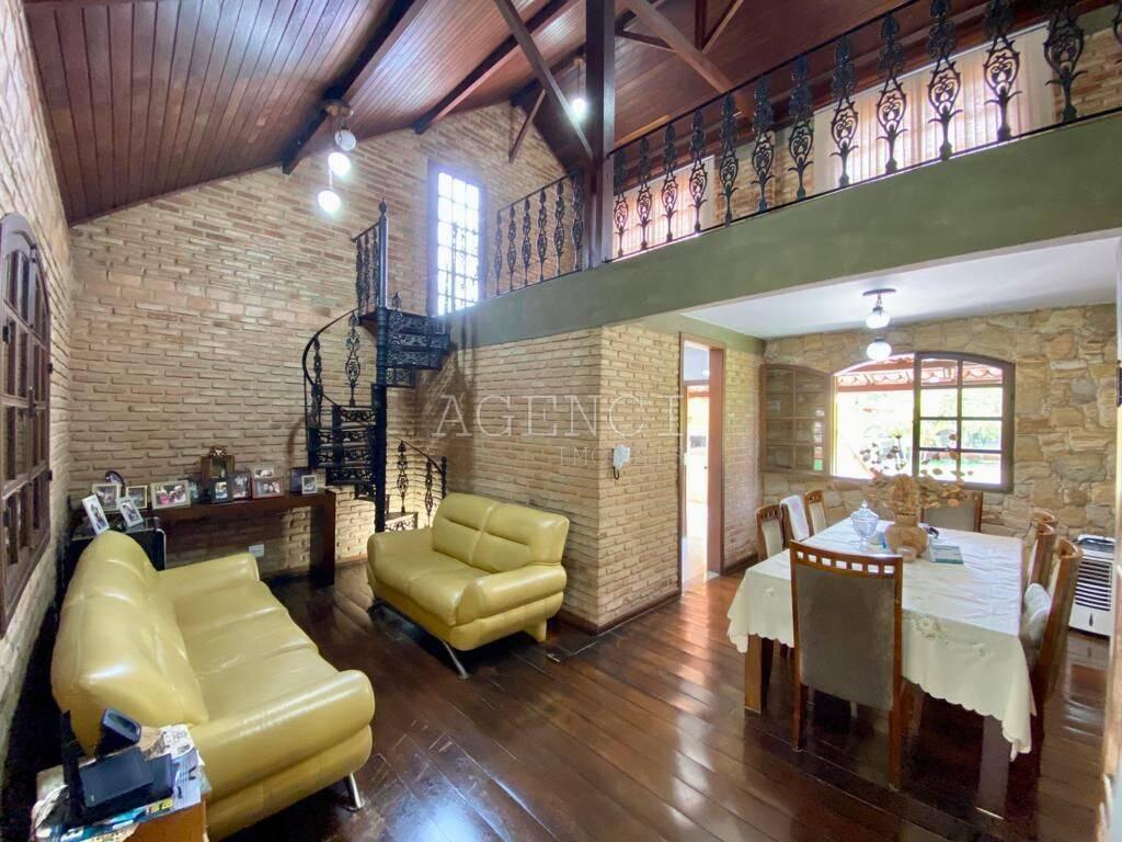 Casa, Bandeirantes (pampulha), 4 Quartos, 0 Vaga, 1 Suíte