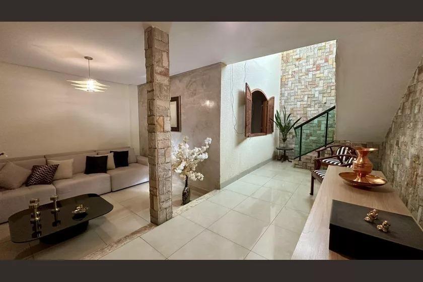Casa, Carlos Prates, 4 Quartos, 20 Vagas, 1 Suíte