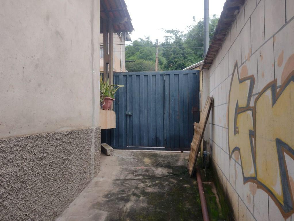 Casa, Siderúrgica, 3 Quartos, 1 Vaga, 1 Suíte