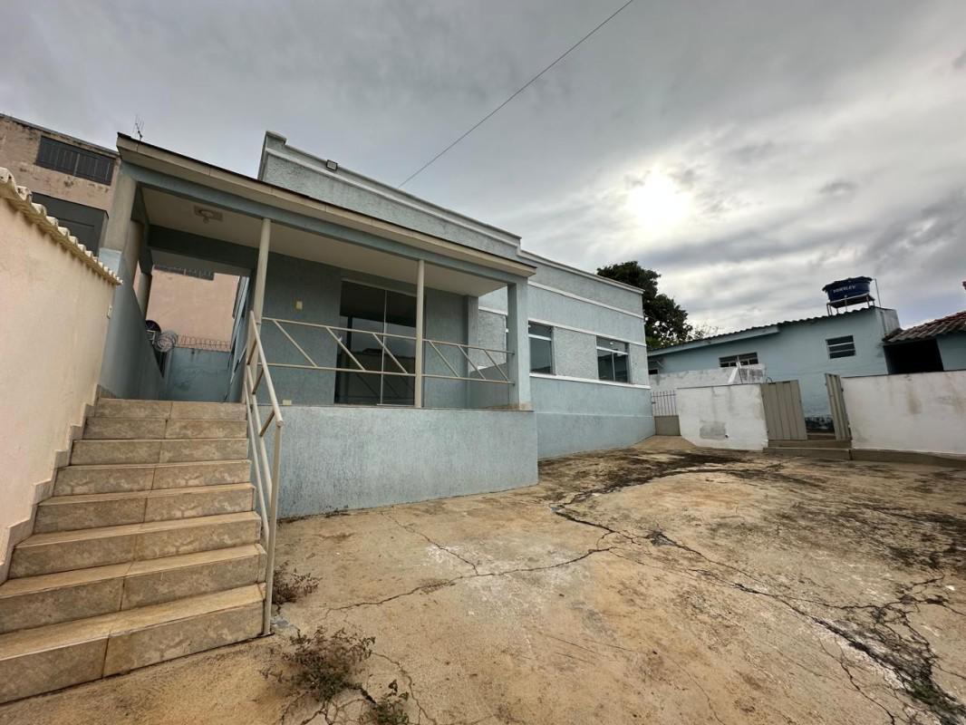 Casa, Centro, 4 Quartos, 5 Vagas