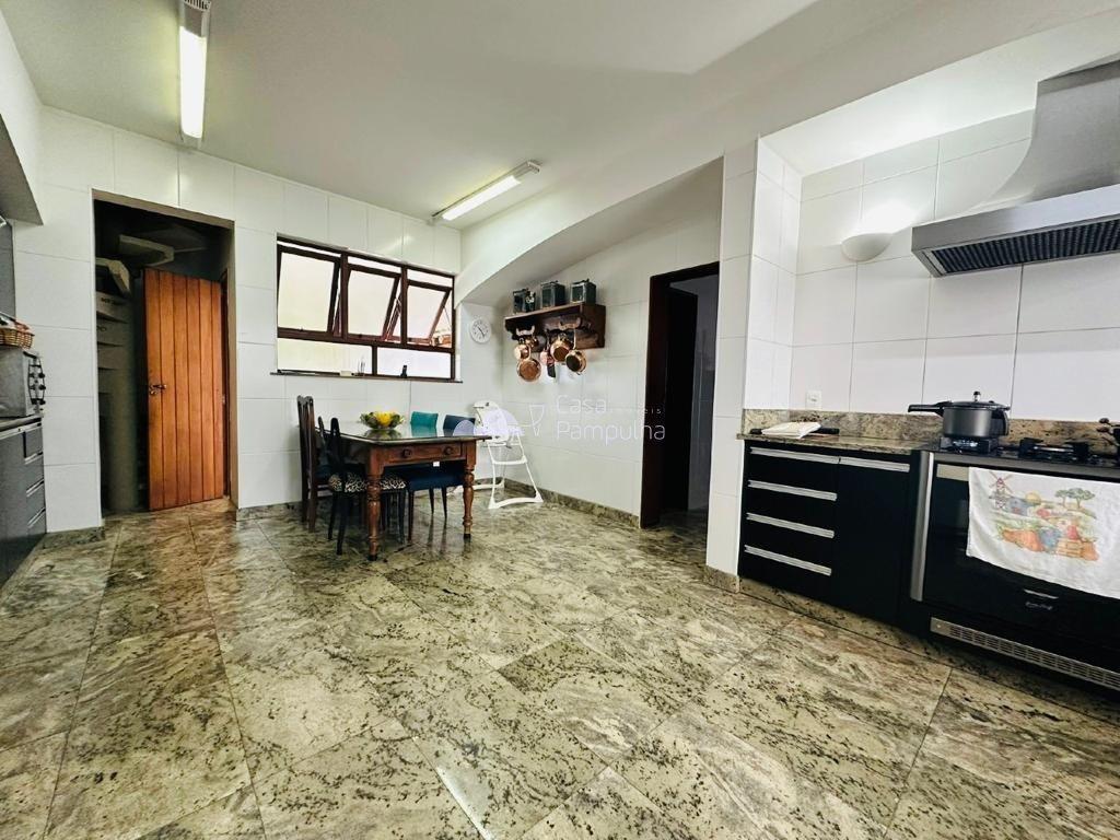 Casa, Bandeirantes (pampulha), 4 Quartos, 6 Vagas, 4 Suítes