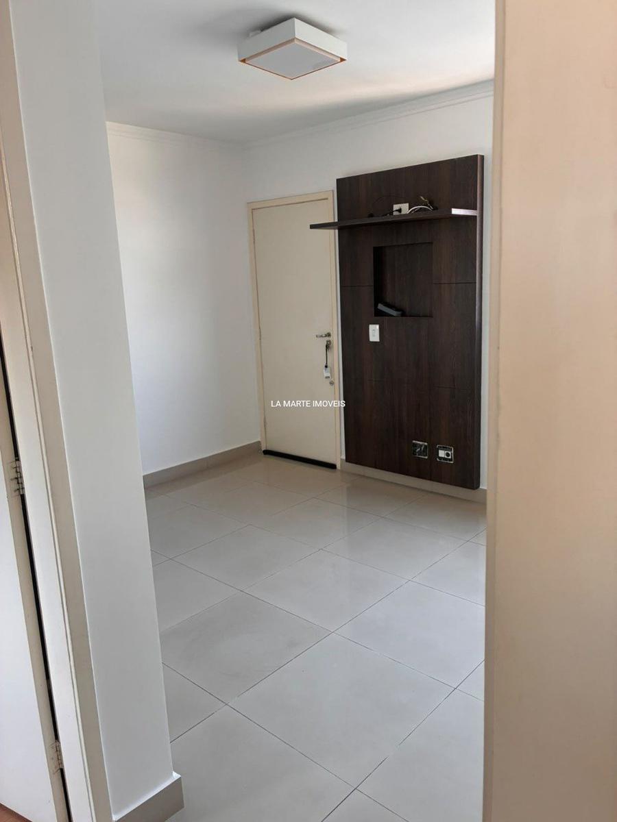 Apartamento, Santa Maria, 2 Quartos, 1 Vaga