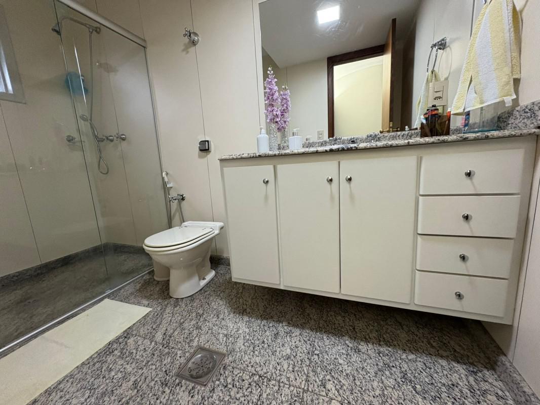 Casa, Serrano, 5 Quartos, 5 Vagas, 1 Suíte