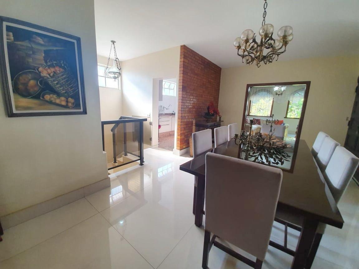 Casa, Anchieta, 4 Quartos, 4 Vagas, 1 Suíte