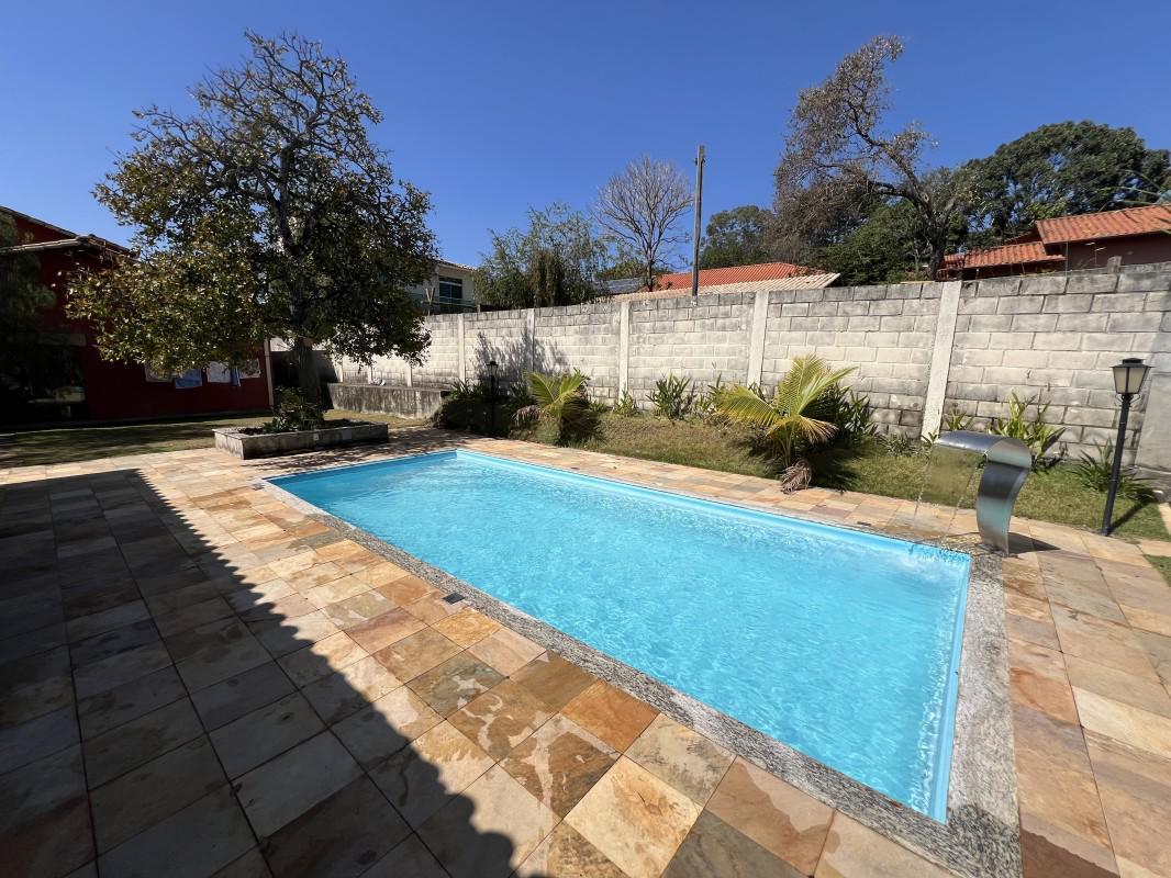 Casa, Quintas do Godoy, 4 Quartos, 10 Vagas, 1 Suíte