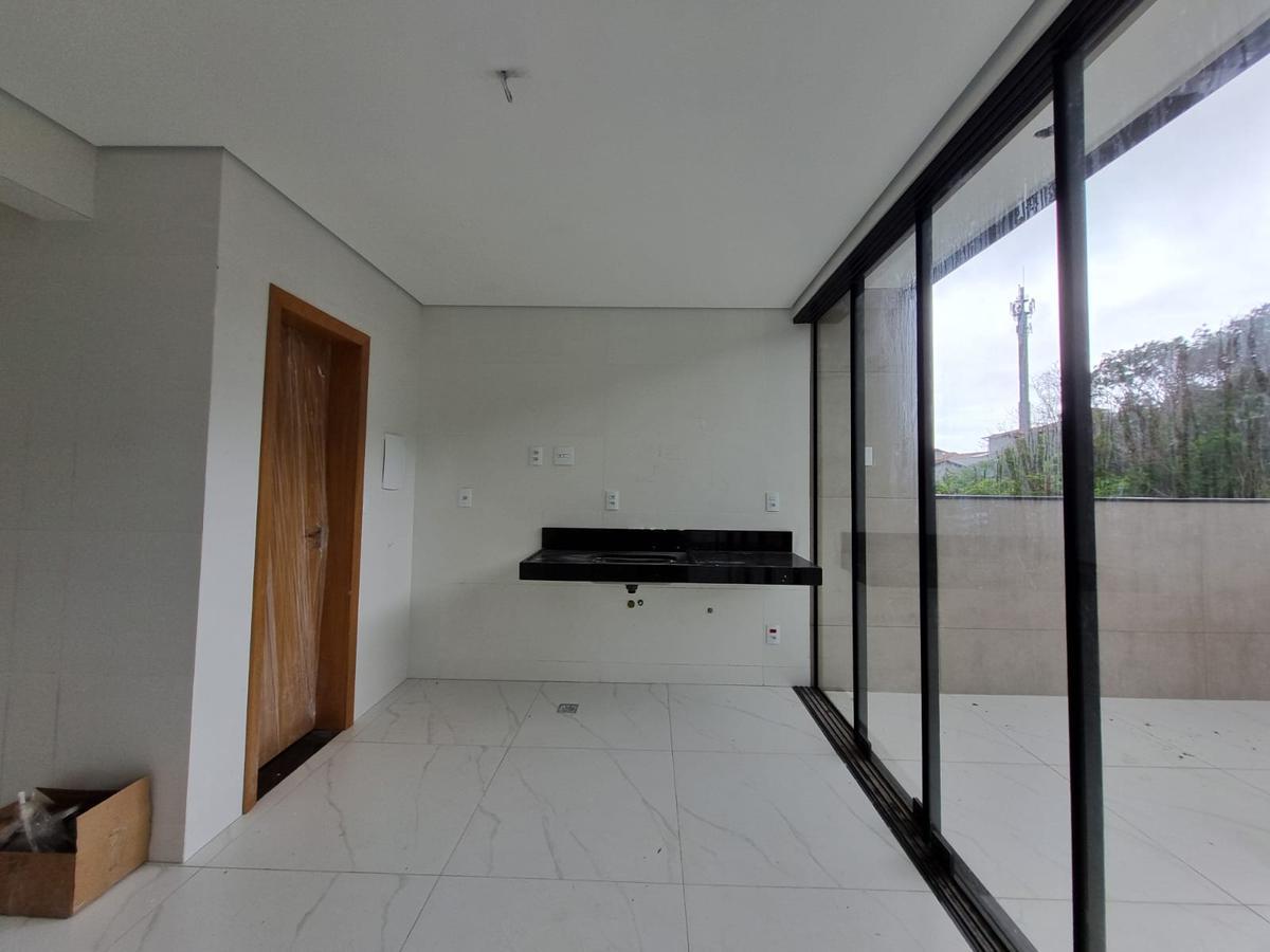 Cobertura, Amazonas, 3 Quartos, 2 Vagas, 1 Suíte