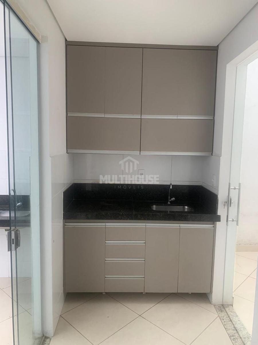 Casa, Xangri-lá, 3 Quartos, 4 Vagas, 1 Suíte