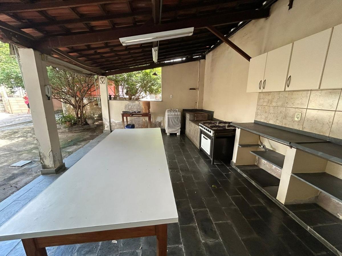 Casa, Floramar, 4 Quartos, 5 Vagas, 2 Suítes