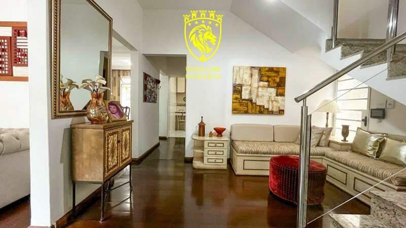 Casa, Serra, 4 Quartos, 2 Vagas, 2 Suítes