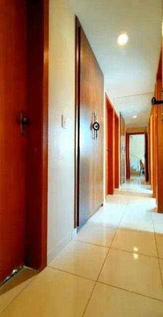 Cobertura, Sagrada Família, 4 Quartos, 2 Vagas, 1 Suíte