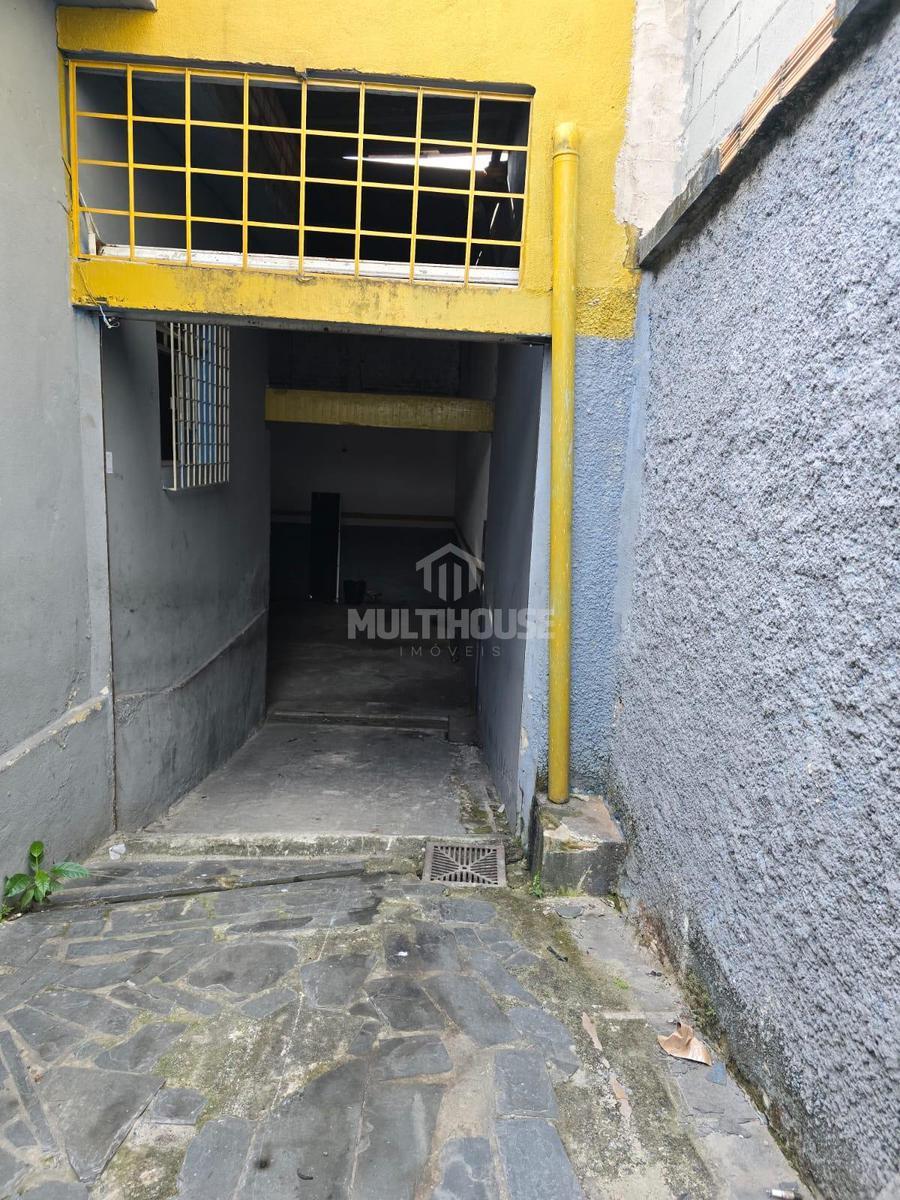 Galpão, Venda Nova, 3 Quartos, 0 Vaga