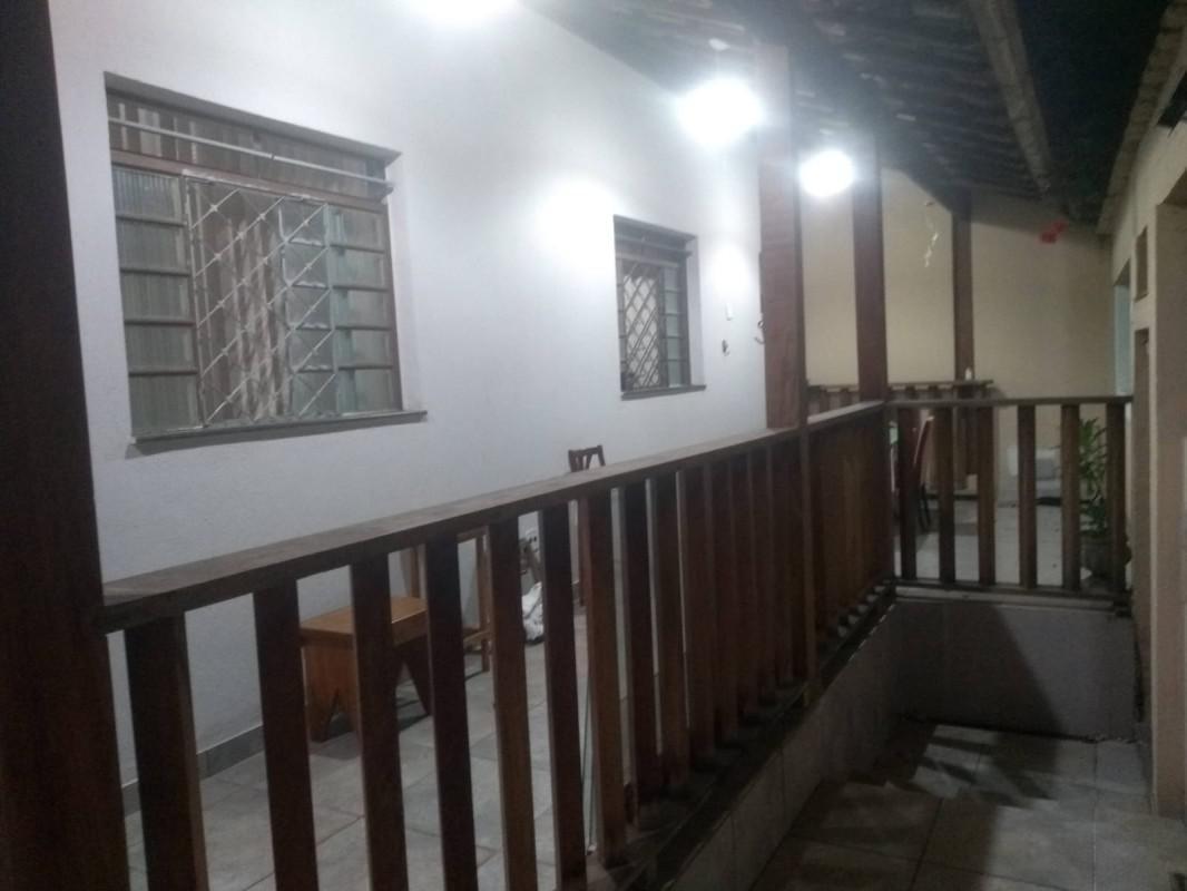 Casa, Santa Terezinha, 5 Quartos, 3 Vagas, 1 Suíte