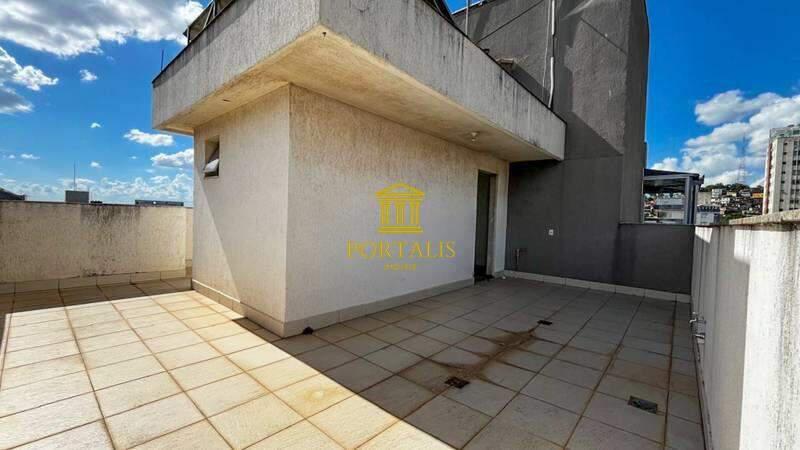 Cobertura, Serra, 2 Quartos, 3 Vagas, 1 Suíte