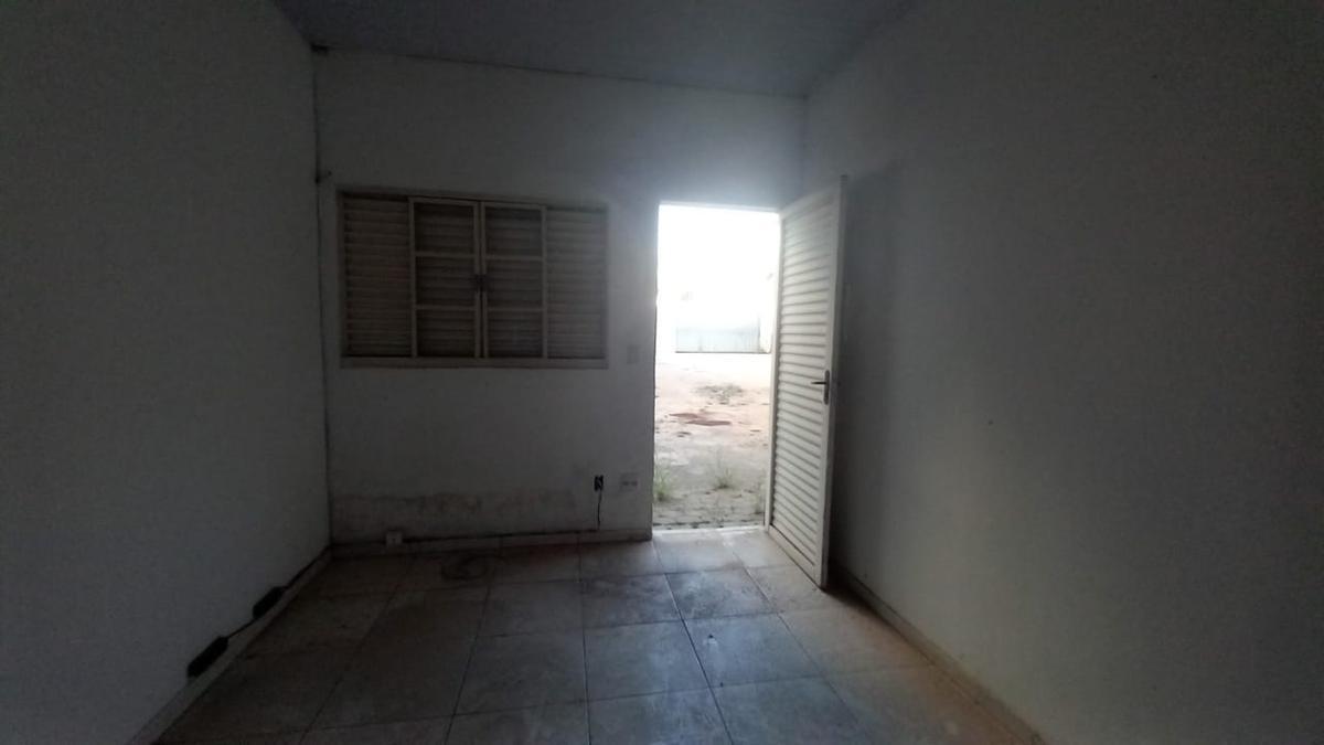 Galpão, Dona Clara, 0 Quarto, 15 Vagas