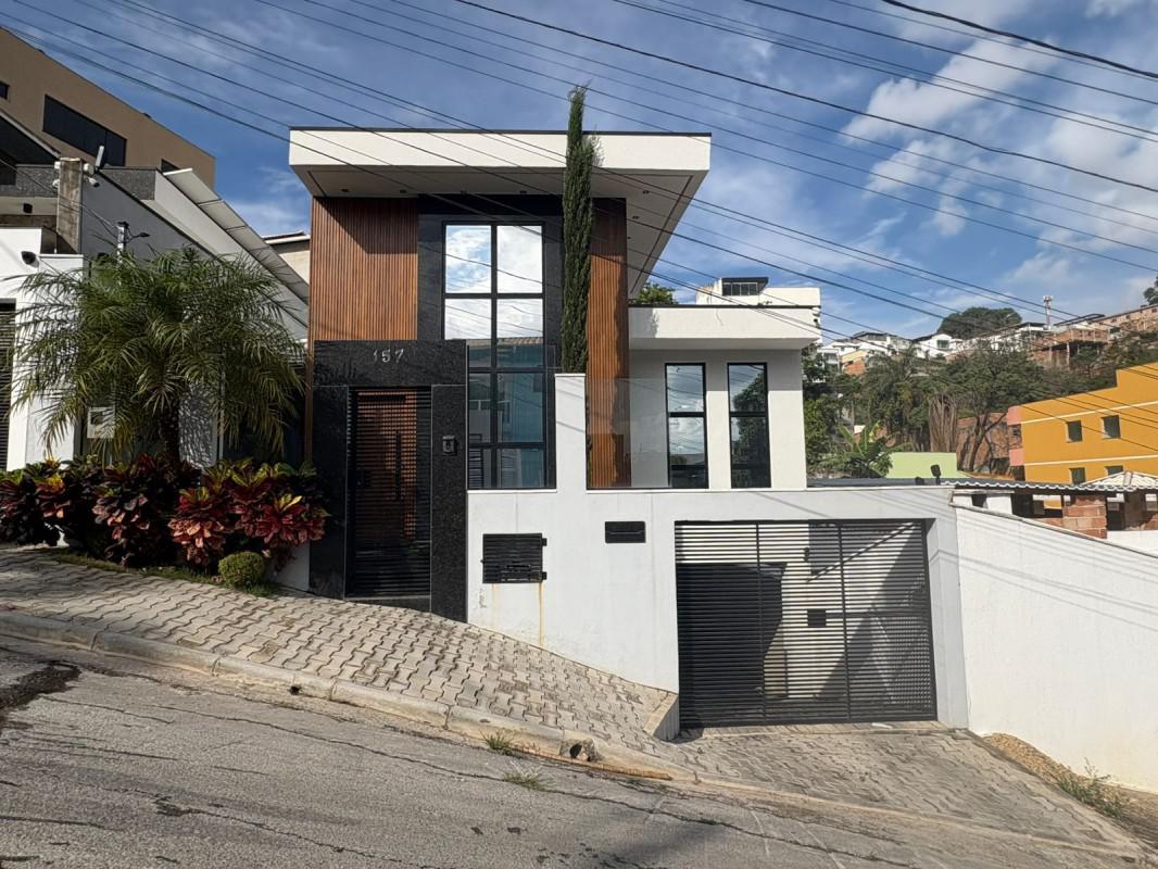 Casa, Masterville, 3 Quartos, 5 Vagas, 1 Suíte