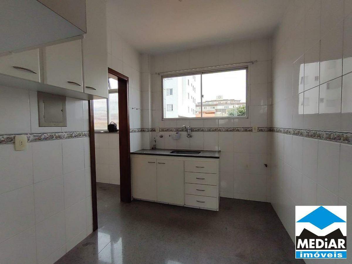 Apartamento, Sagrada Família, 3 Quartos, 2 Vagas, 1 Suíte