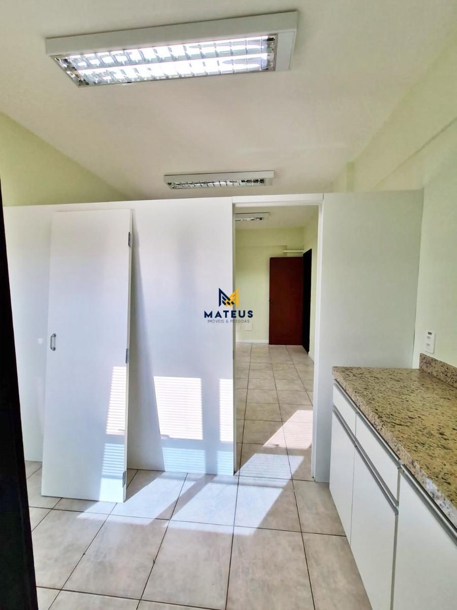 Sala, Barro Preto, 0 Quarto, 0 Vaga
