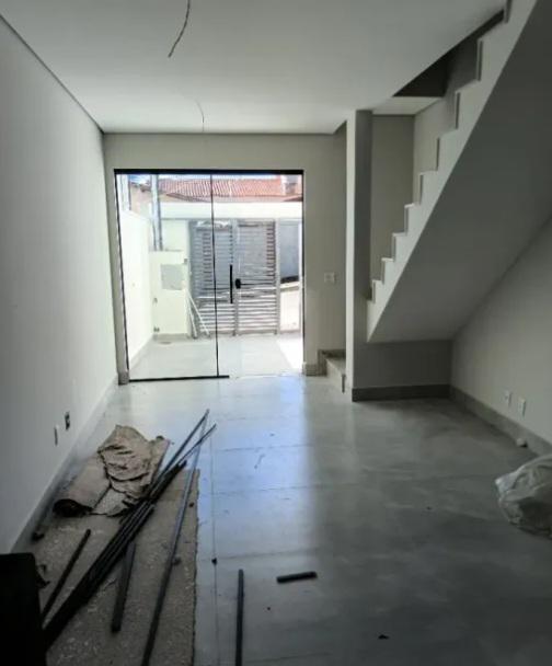 Casa, Planalto, 2 Quartos, 1 Vaga, 2 Suítes
