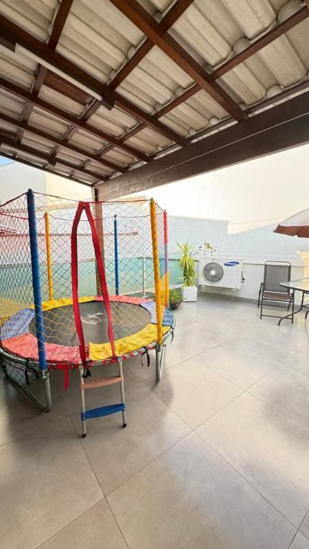 Casa, Masterville, 3 Quartos, 2 Vagas, 1 Suíte