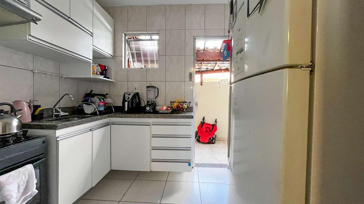 Casa, Camargos, 2 Quartos, 2 Vagas, 1 Suíte