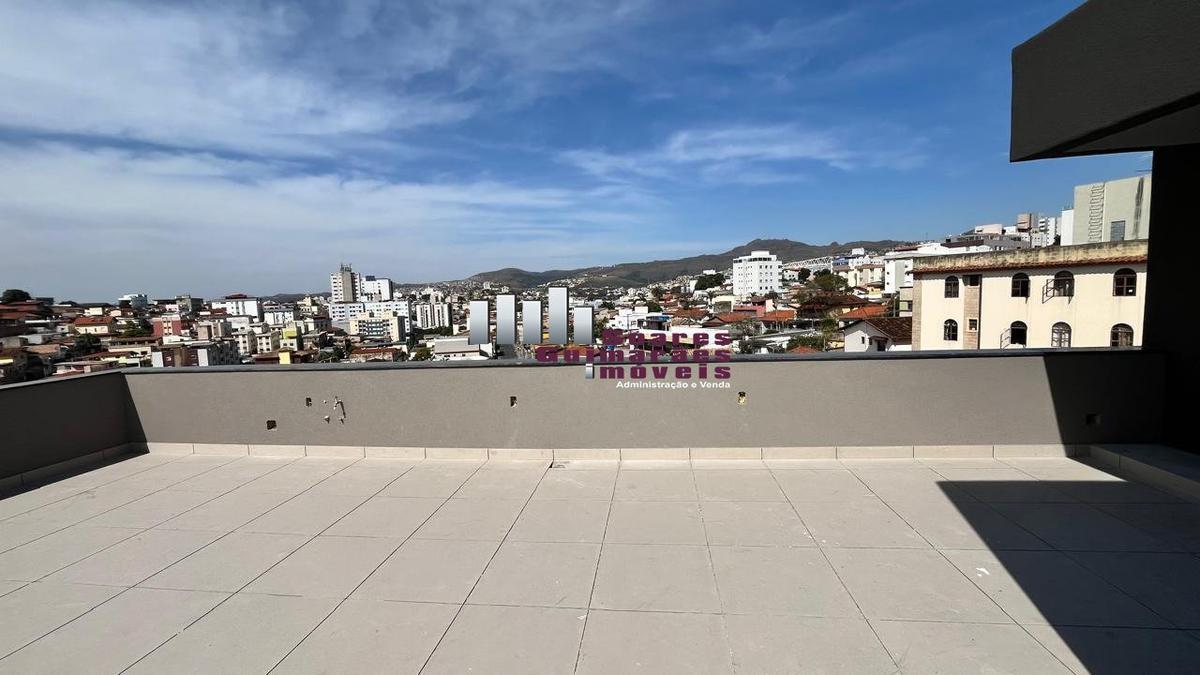 Apartamento, Sagrada Família, 3 Quartos, 2 Vagas, 1 Suíte