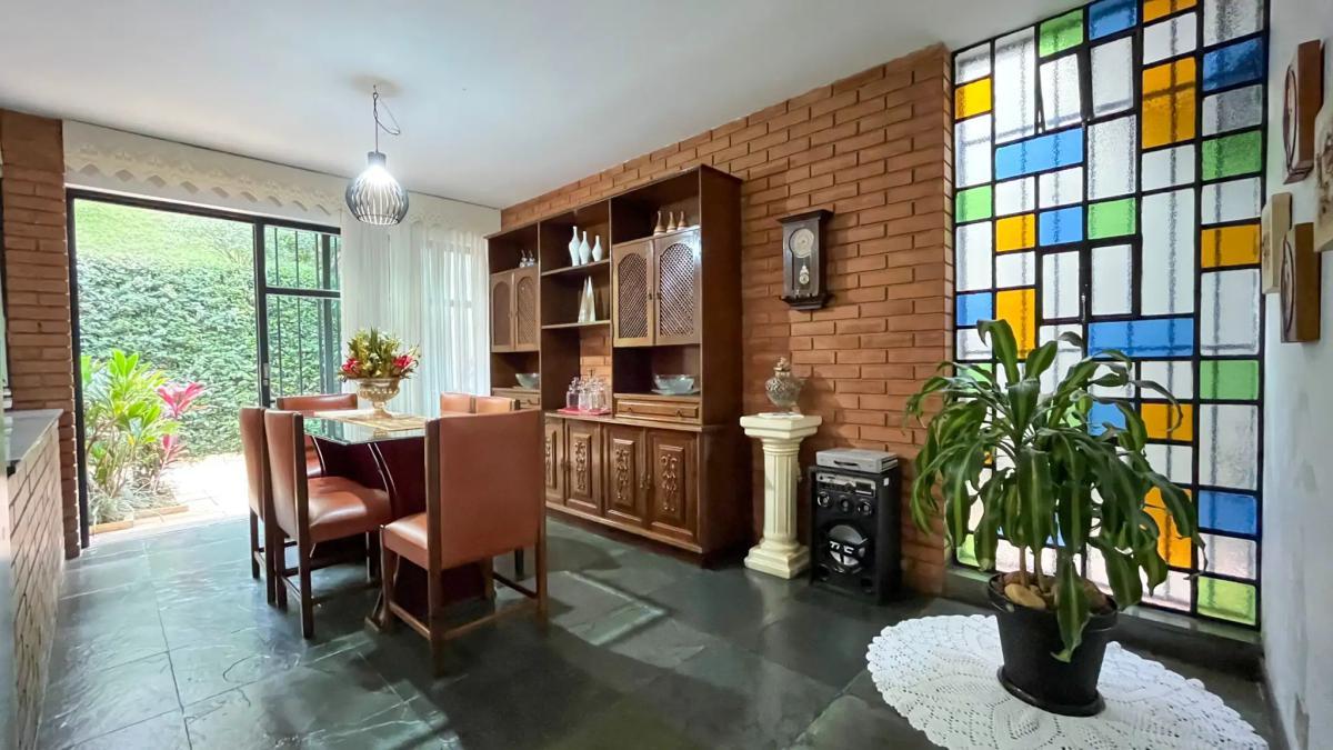 Casa, Comiteco, 4 Quartos, 3 Vagas, 2 Suítes