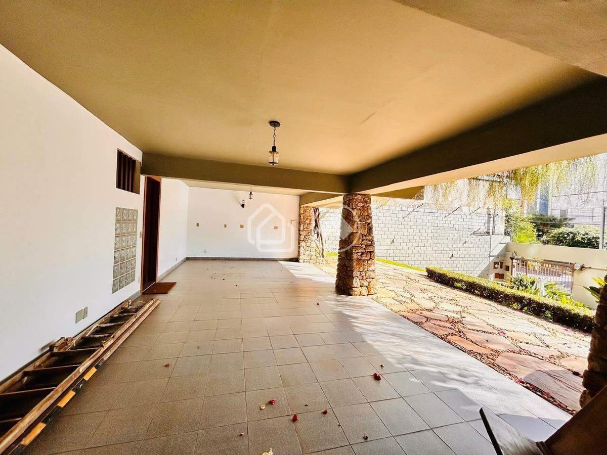 Casa, Buritis, 4 Quartos, 6 Vagas, 1 Suíte