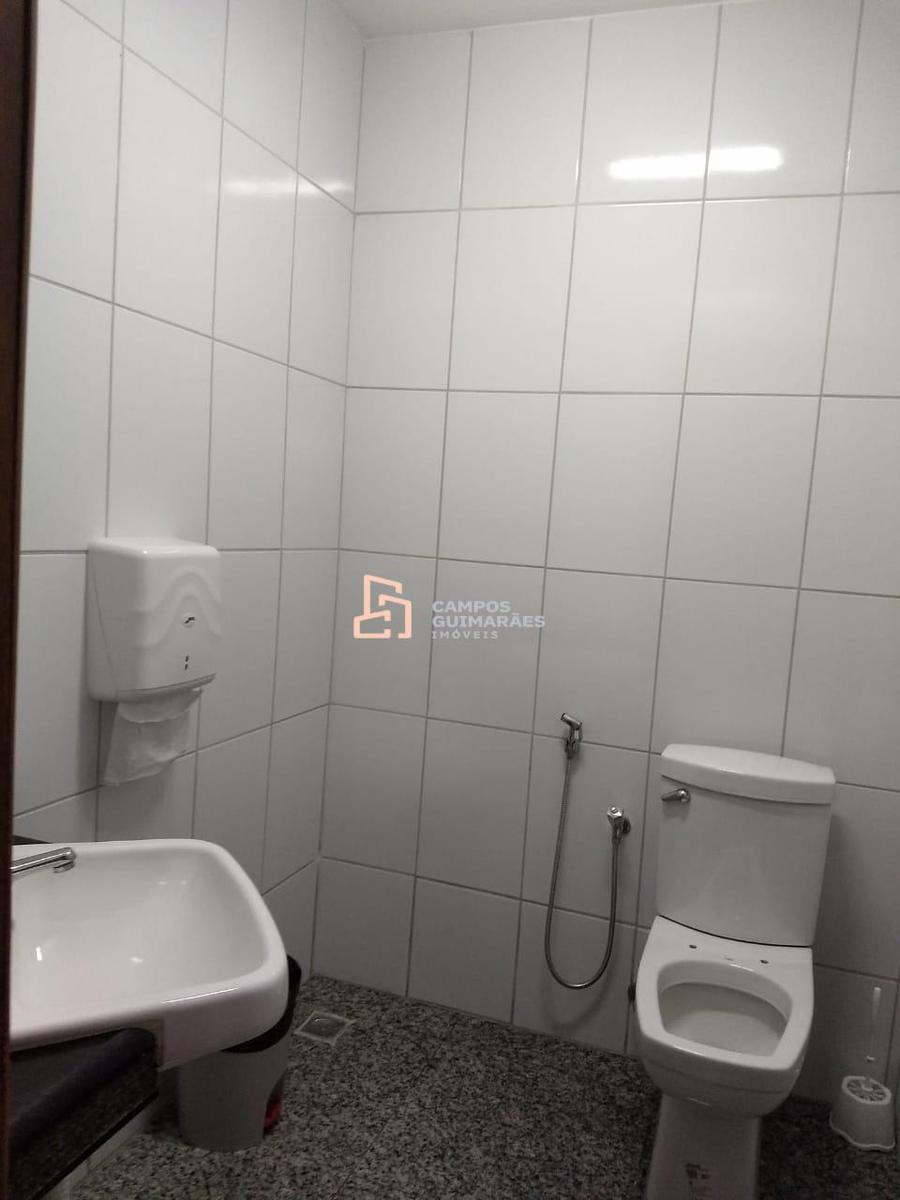 Prédio, Distrito Industrial, 10 Vagas
