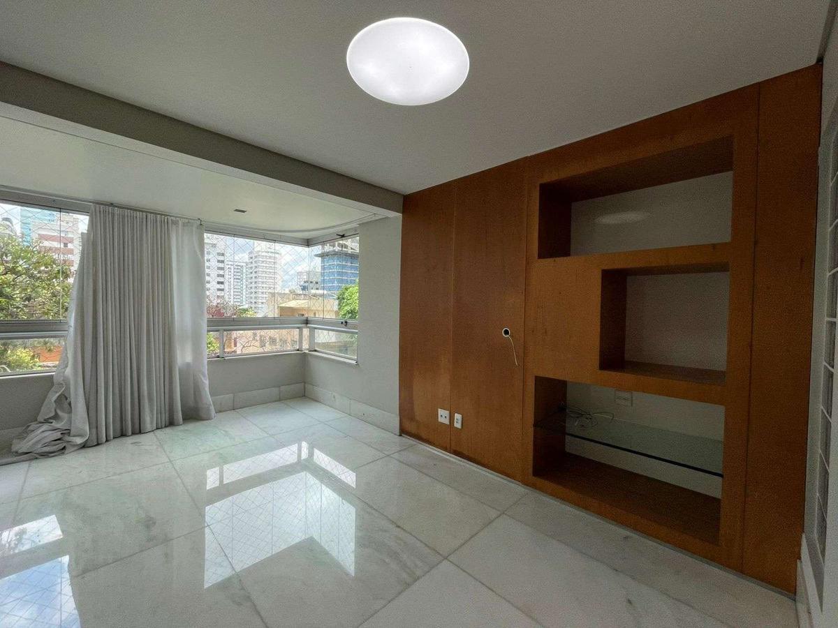 Apartamento, Santo Agostinho, 4 Quartos, 3 Vagas, 1 Suíte