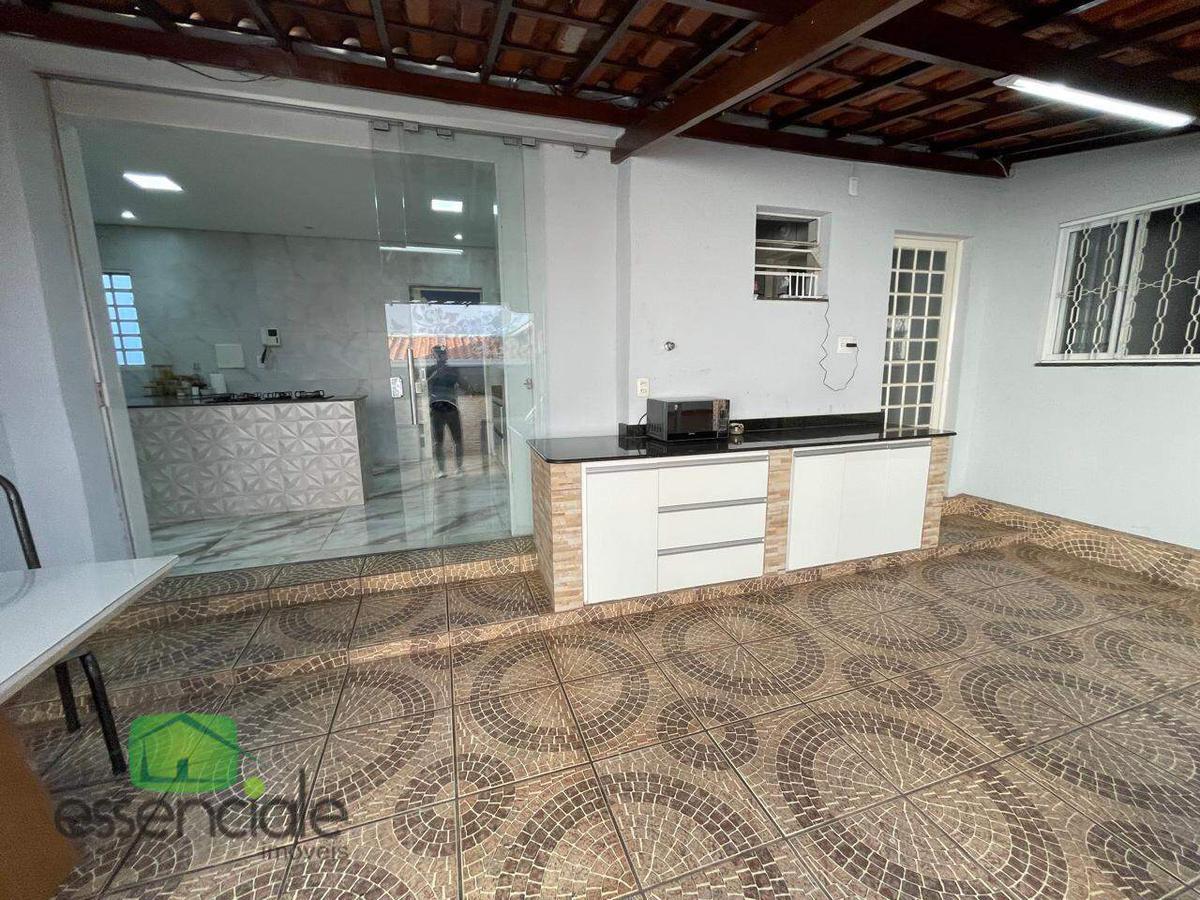 Casa, Novo Eldorado, 3 Quartos, 5 Vagas, 1 Suíte