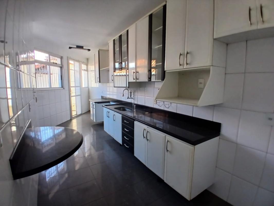 Casa, São João Batista (venda Nova), 3 Quartos, 4 Vagas, 1 Suíte