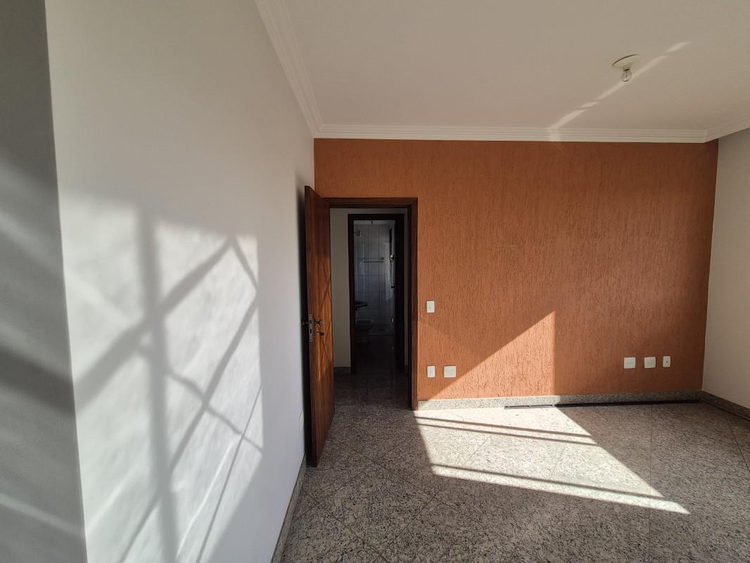 Apartamento, Santa Efigênia, 3 Quartos, 2 Vagas, 1 Suíte