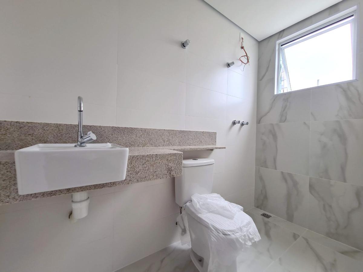 Apartamento, Sagrada Família, 3 Quartos, 2 Vagas, 1 Suíte