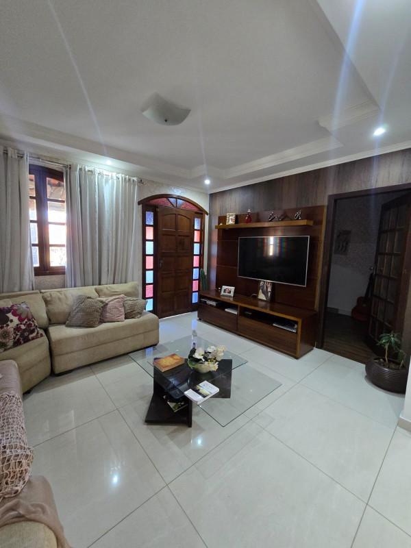 Casa, Milanez, 3 Quartos, 3 Vagas, 1 Suíte