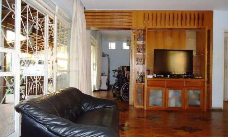 Casa, Sagrada Família, 3 Quartos, 2 Vagas, 1 Suíte