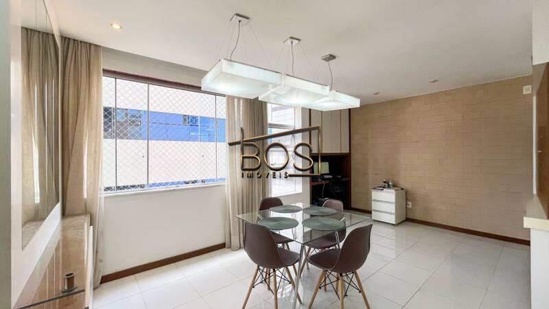 Apartamento, Funcionários, 2 Quartos, 2 Vagas, 1 Suíte