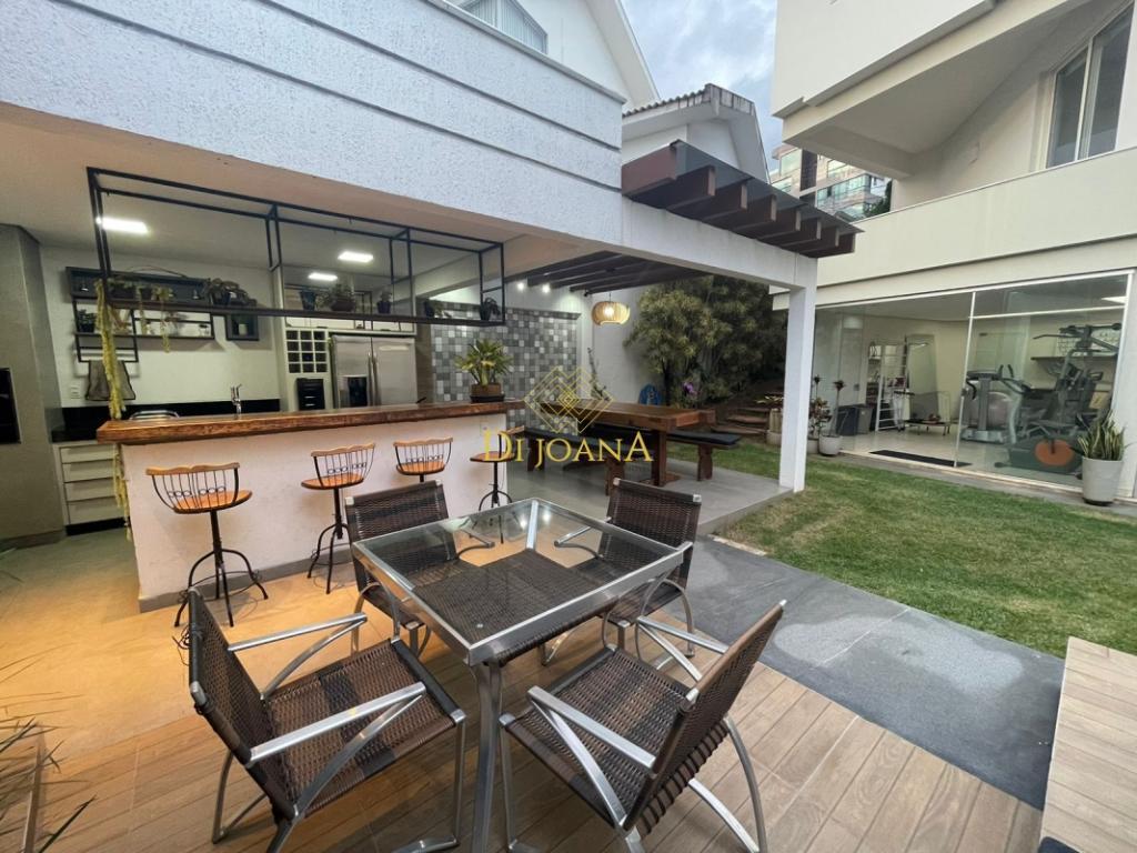 Casa, Jardim da Cidade, 4 Quartos, 4 Vagas, 3 Suítes